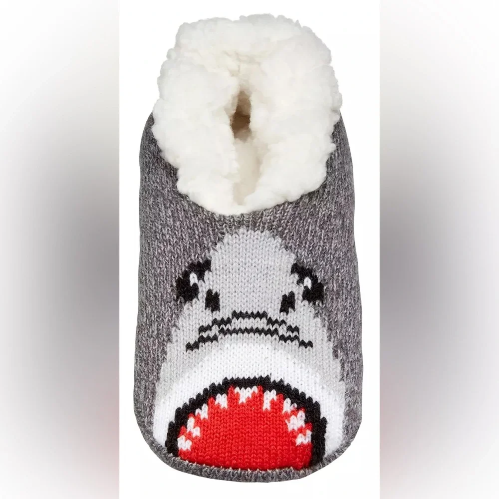 Northeast Outfitters youth Cozy Cabin Shark Aloe Infused Slipper Socks